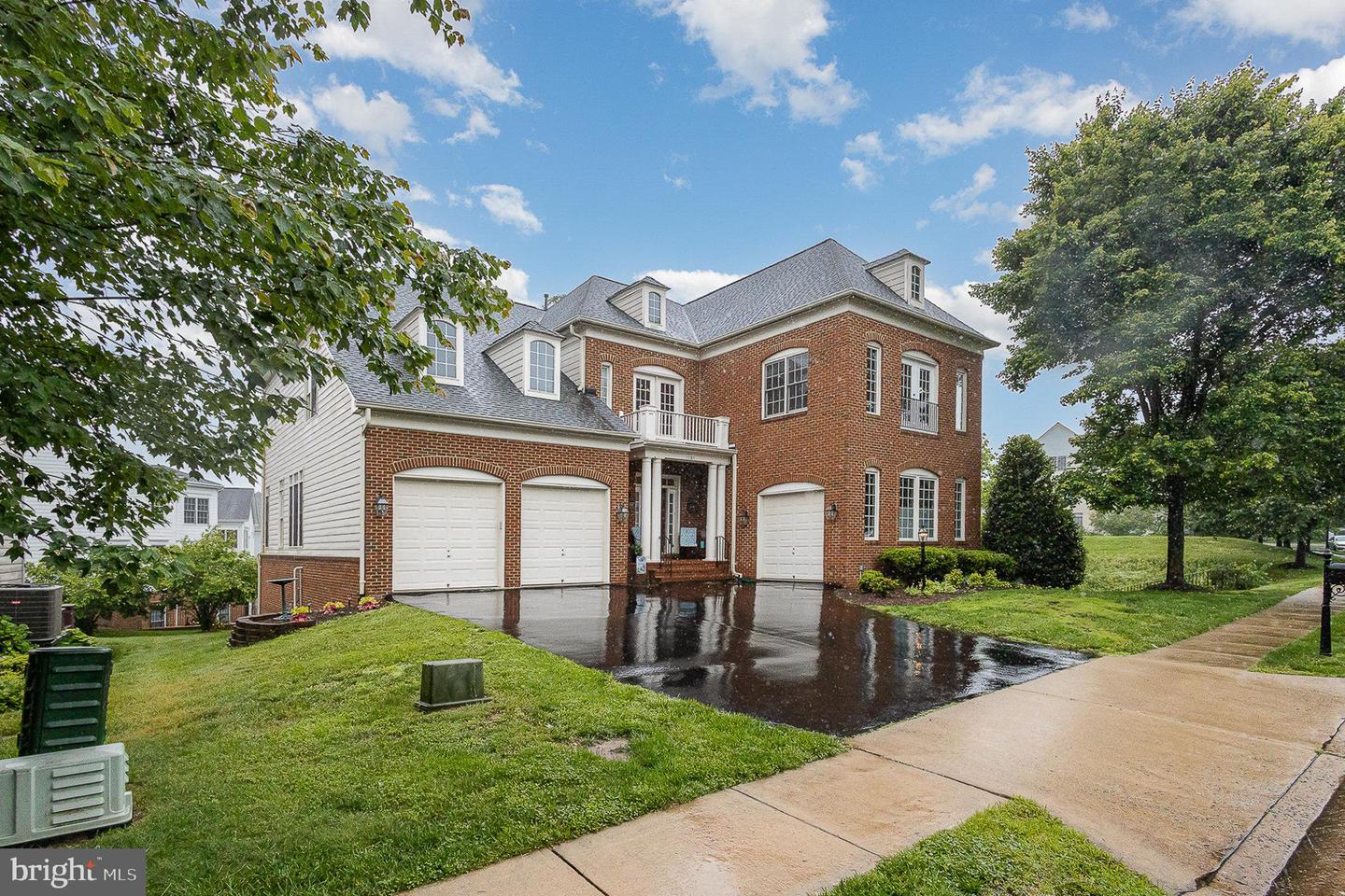 11787 CHANCEFORD DR, WOODBRIDGE, Virginia 22192, 6 Bedrooms Bedrooms, ,5 BathroomsBathrooms,Residential,For sale,11787 CHANCEFORD DR,VAPW2096050 MLS # VAPW2096050