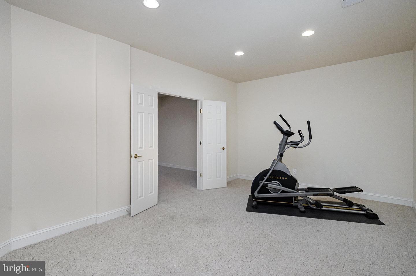 11787 CHANCEFORD DR, WOODBRIDGE, Virginia 22192, 6 Bedrooms Bedrooms, ,5 BathroomsBathrooms,Residential,For sale,11787 CHANCEFORD DR,VAPW2096050 MLS # VAPW2096050