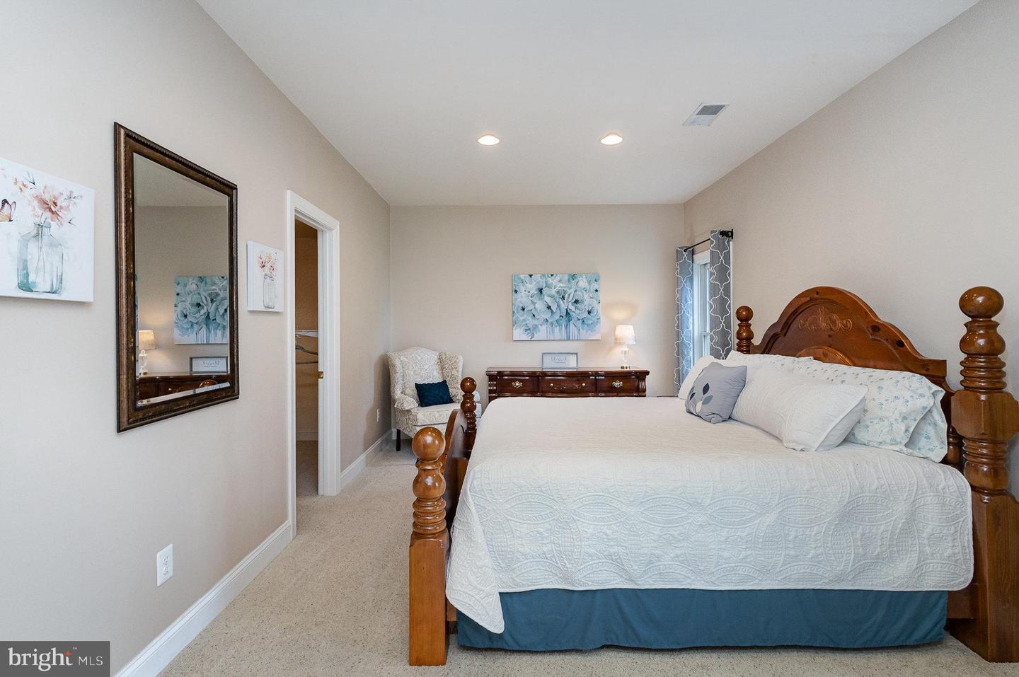 11787 CHANCEFORD DR, WOODBRIDGE, Virginia 22192, 6 Bedrooms Bedrooms, ,5 BathroomsBathrooms,Residential,For sale,11787 CHANCEFORD DR,VAPW2096050 MLS # VAPW2096050
