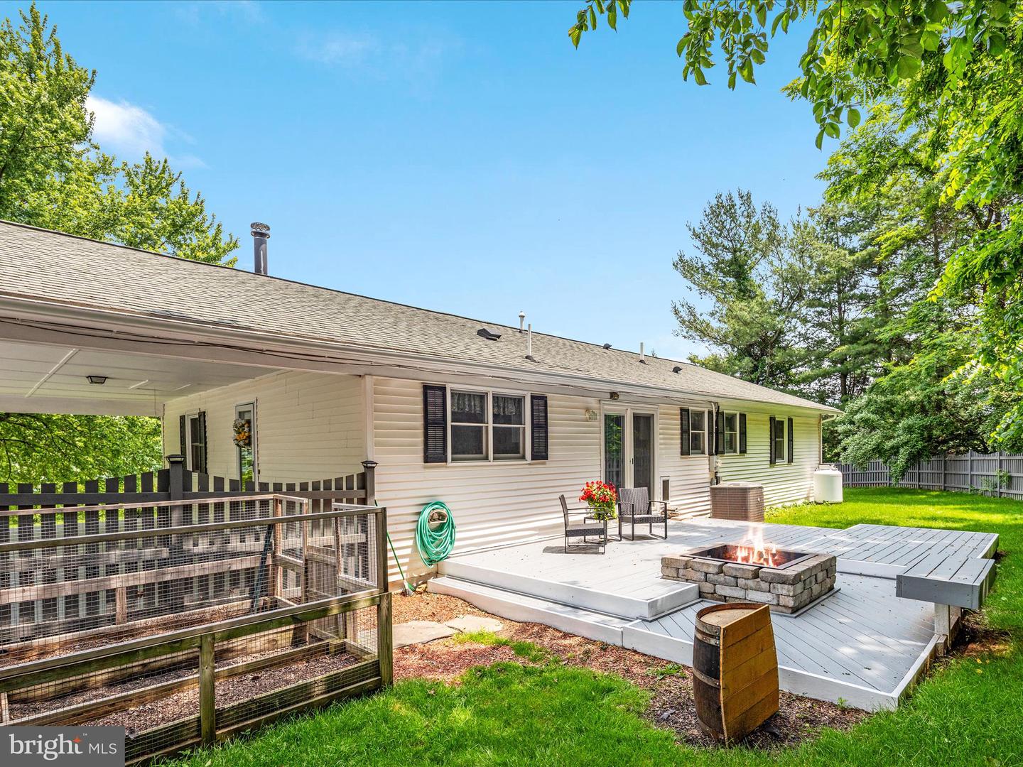 180 OAK HEIGHTS RD, FRONT ROYAL, Virginia 22630, 3 Bedrooms Bedrooms, ,2 BathroomsBathrooms,Residential,For sale,180 OAK HEIGHTS RD,VAWR2011344 MLS # VAWR2011344