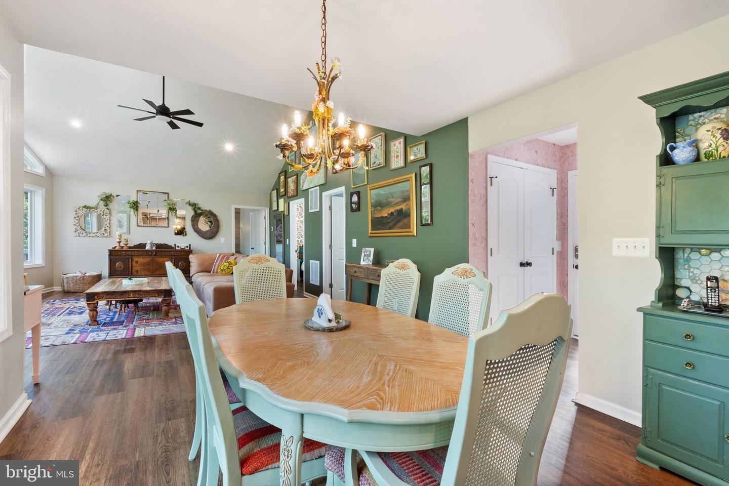 1820 GOONEY MANOR LOOP, BENTONVILLE, Virginia 22610, 3 Bedrooms Bedrooms, ,2 BathroomsBathrooms,Residential,For sale,1820 GOONEY MANOR LOOP,VAWR2011346 MLS # VAWR2011346