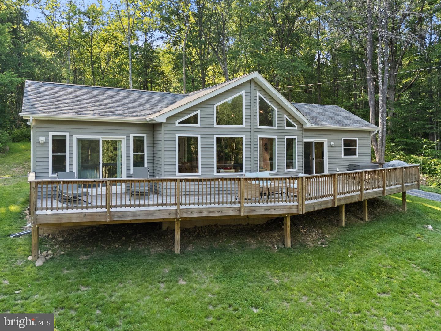 1820 GOONEY MANOR LOOP, BENTONVILLE, Virginia 22610, 3 Bedrooms Bedrooms, ,2 BathroomsBathrooms,Residential,For sale,1820 GOONEY MANOR LOOP,VAWR2011346 MLS # VAWR2011346