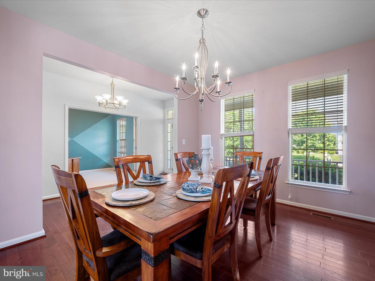 17659 CLEVELAND PARK DR, ROUND HILL, Virginia 20141, 4 Bedrooms Bedrooms, ,2 BathroomsBathrooms,Residential,For sale,17659 CLEVELAND PARK DR,VALO2098554 MLS # VALO2098554