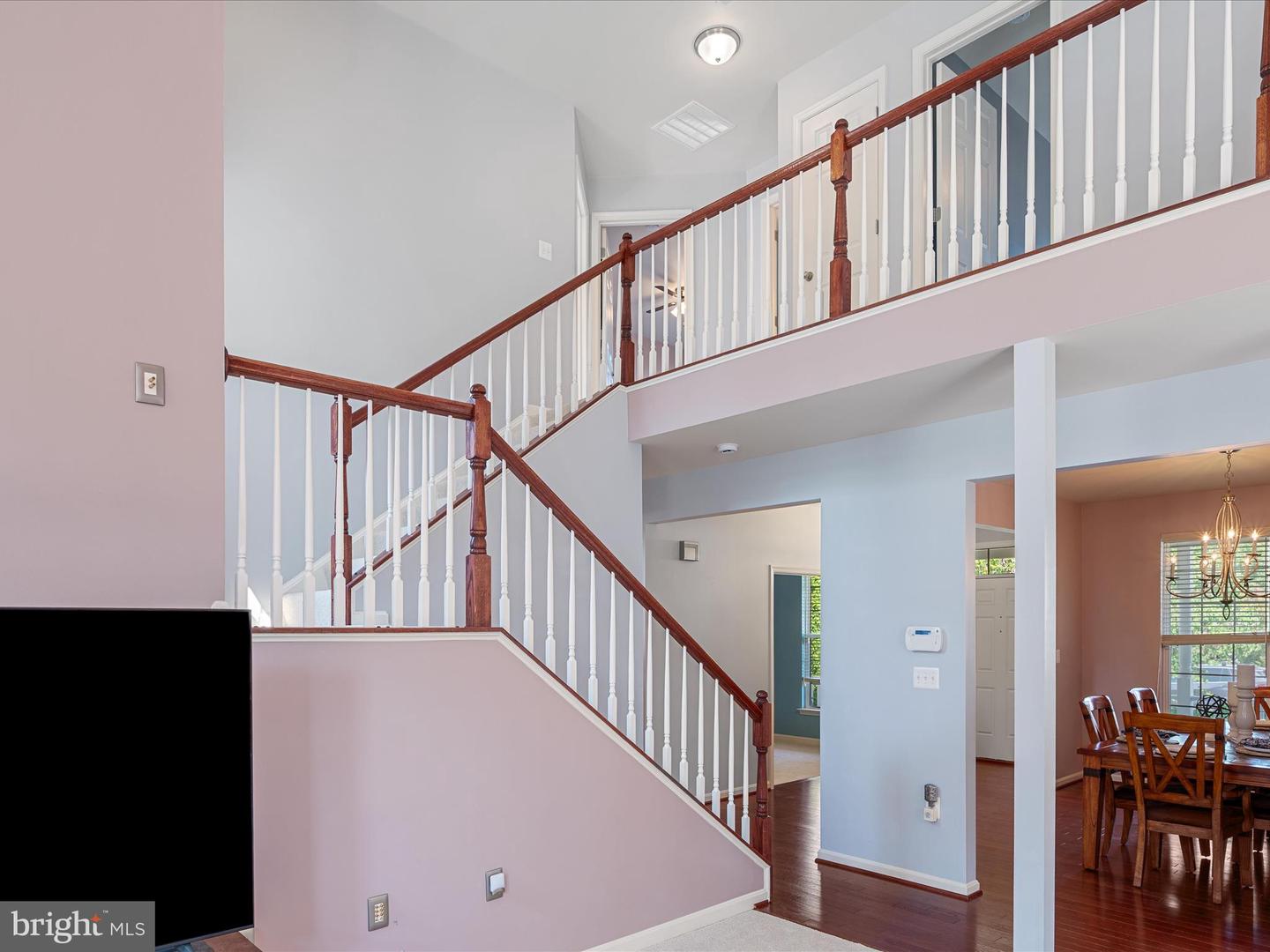 17659 CLEVELAND PARK DR, ROUND HILL, Virginia 20141, 4 Bedrooms Bedrooms, ,2 BathroomsBathrooms,Residential,For sale,17659 CLEVELAND PARK DR,VALO2098554 MLS # VALO2098554