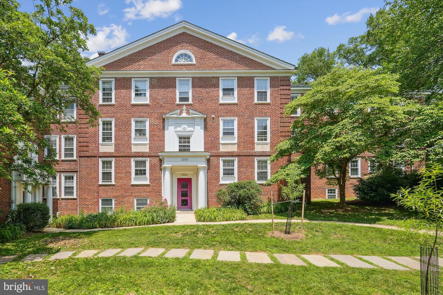 3750 39TH ST NW #C147, WASHINGTON, District Of Columbia 20016, 1 Bedroom Bedrooms, ,1 BathroomBathrooms,Residential,For sale,3750 39TH ST NW #C147,DCDC2203320 MLS # DCDC2203320