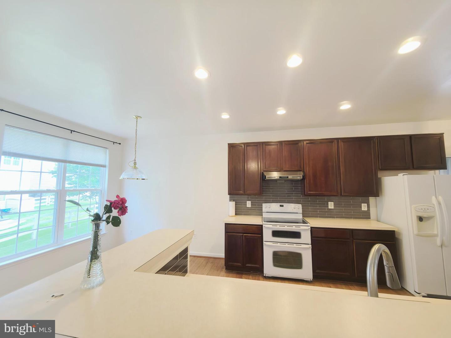 35547 SARASOTA ST, ROUND HILL, Virginia 20141, 4 Bedrooms Bedrooms, 4 Rooms Rooms,3 BathroomsBathrooms,Residential,For sale,35547 SARASOTA ST,VALO2098506 MLS # VALO2098506