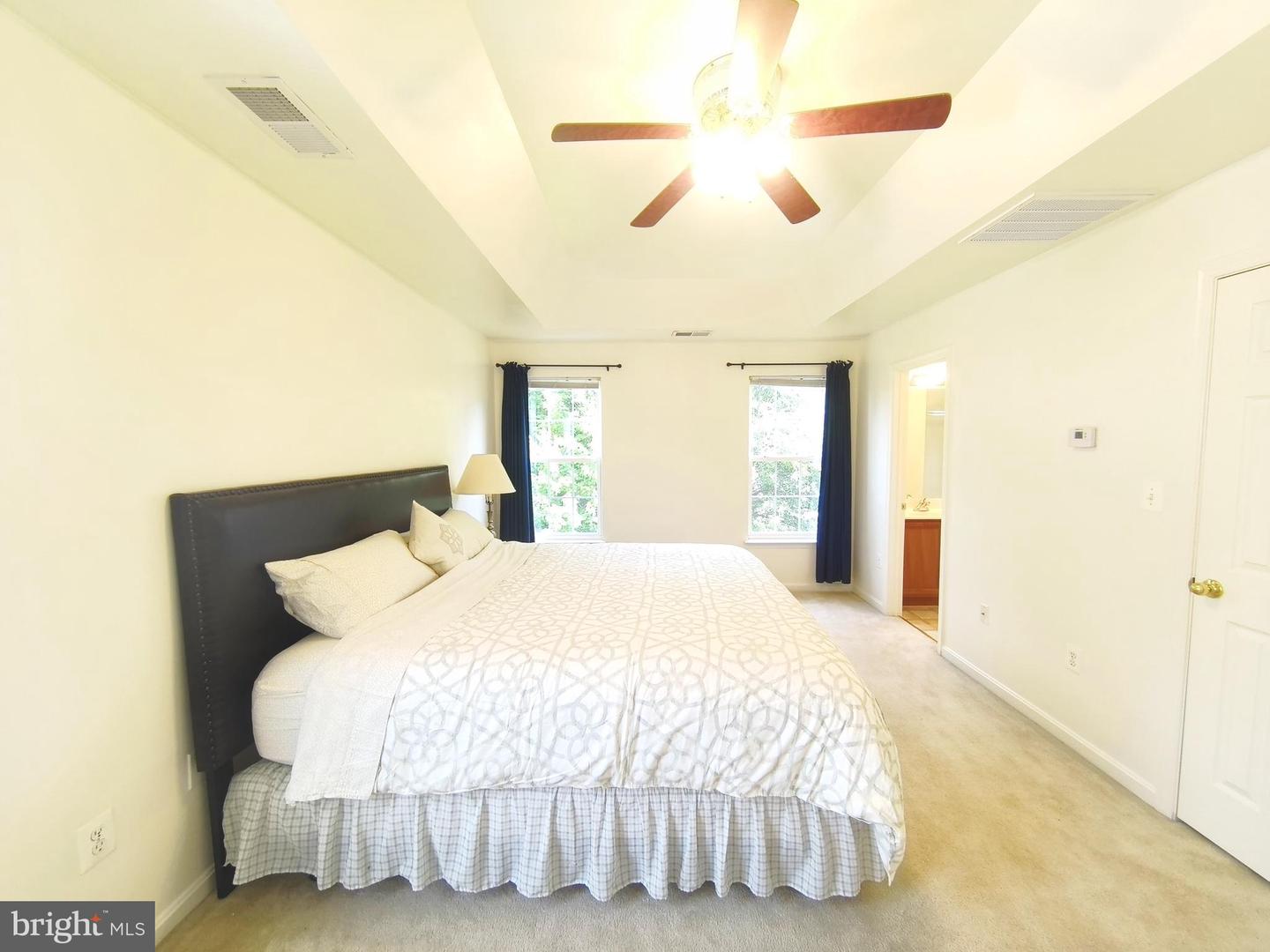 35547 SARASOTA ST, ROUND HILL, Virginia 20141, 4 Bedrooms Bedrooms, 4 Rooms Rooms,3 BathroomsBathrooms,Residential,For sale,35547 SARASOTA ST,VALO2098506 MLS # VALO2098506