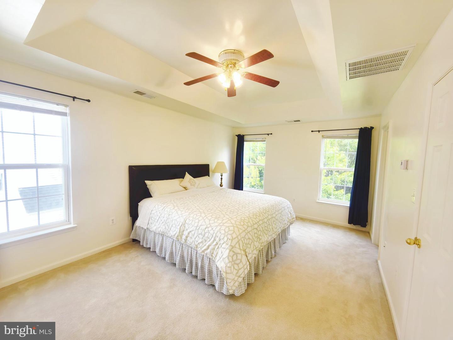 35547 SARASOTA ST, ROUND HILL, Virginia 20141, 4 Bedrooms Bedrooms, 4 Rooms Rooms,3 BathroomsBathrooms,Residential,For sale,35547 SARASOTA ST,VALO2098506 MLS # VALO2098506