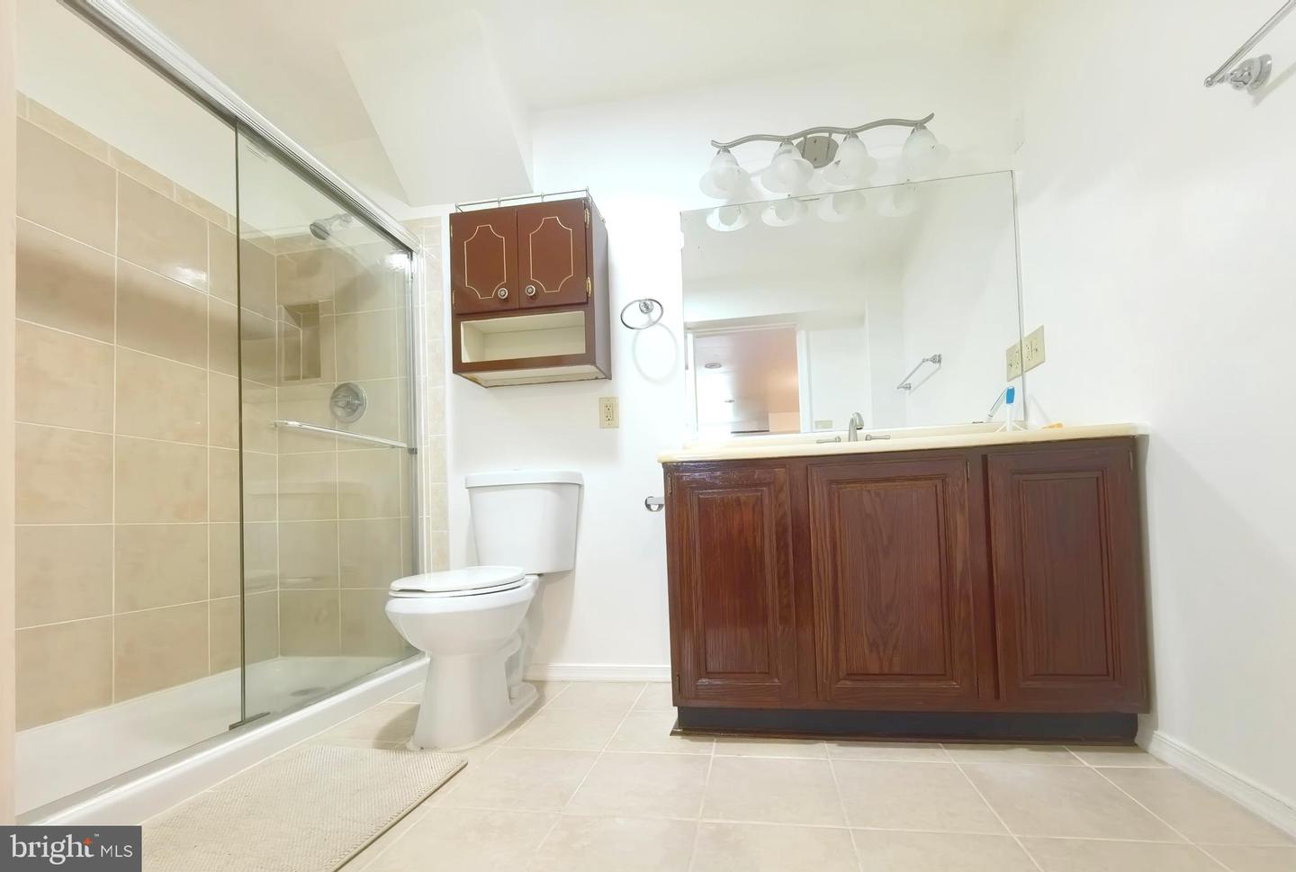 35547 SARASOTA ST, ROUND HILL, Virginia 20141, 4 Bedrooms Bedrooms, 4 Rooms Rooms,3 BathroomsBathrooms,Residential,For sale,35547 SARASOTA ST,VALO2098506 MLS # VALO2098506