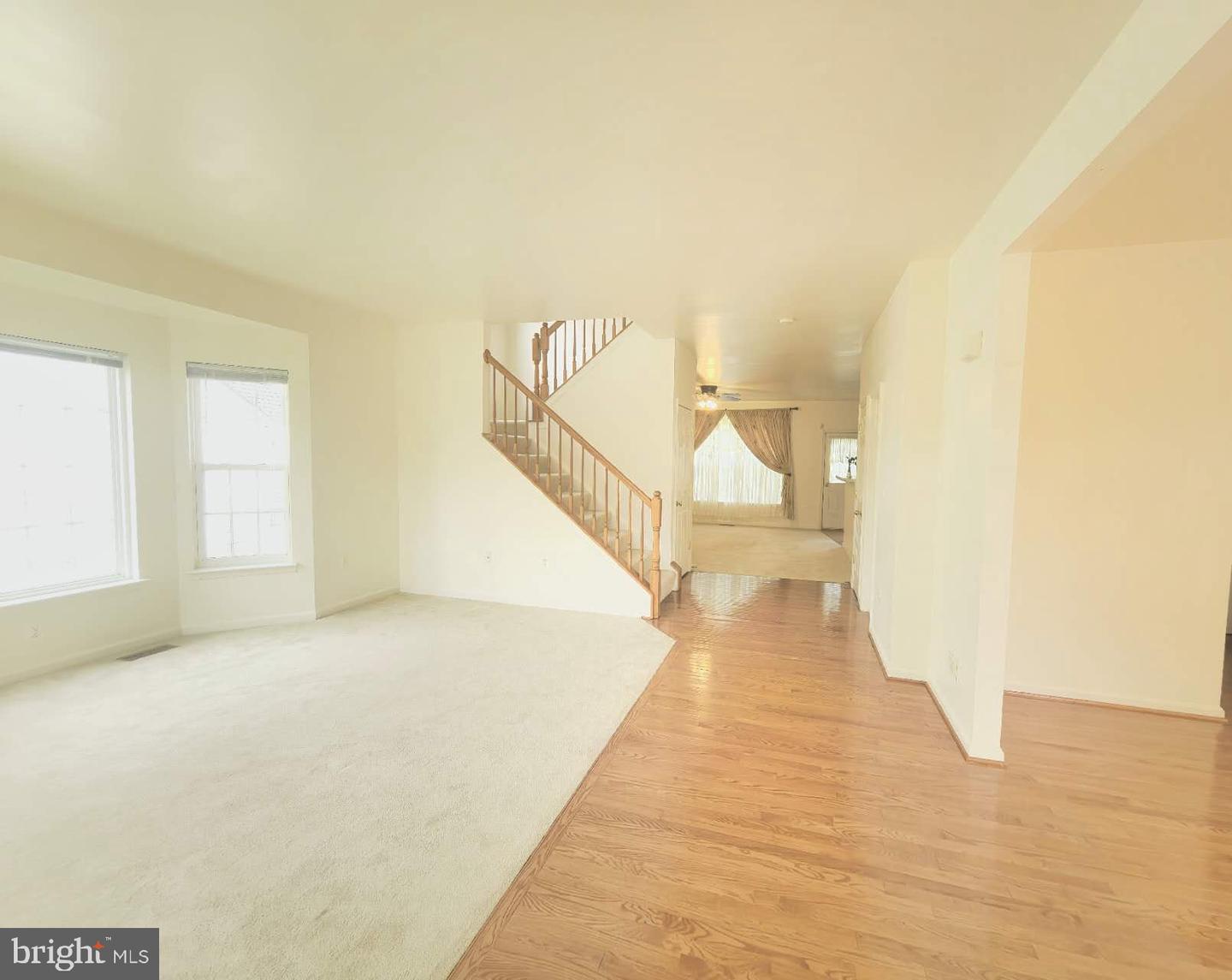 35547 SARASOTA ST, ROUND HILL, Virginia 20141, 4 Bedrooms Bedrooms, 4 Rooms Rooms,3 BathroomsBathrooms,Residential,For sale,35547 SARASOTA ST,VALO2098506 MLS # VALO2098506