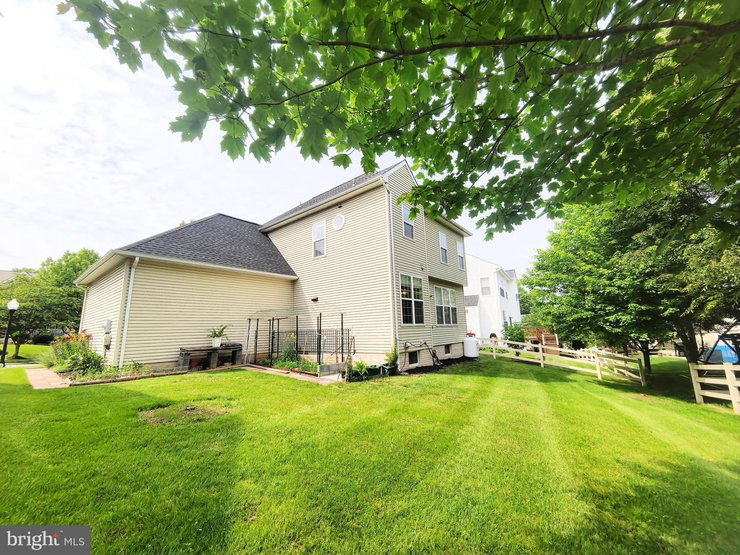 35547 SARASOTA ST, ROUND HILL, Virginia 20141, 4 Bedrooms Bedrooms, 4 Rooms Rooms,3 BathroomsBathrooms,Residential,For sale,35547 SARASOTA ST,VALO2098506 MLS # VALO2098506