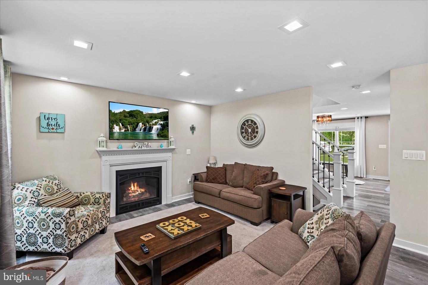 308 WALNUT DR, FREDERICKSBURG, Virginia 22405, 4 Bedrooms Bedrooms, ,3 BathroomsBathrooms,Residential,For sale,308 WALNUT DR,VAST2039414 MLS # VAST2039414