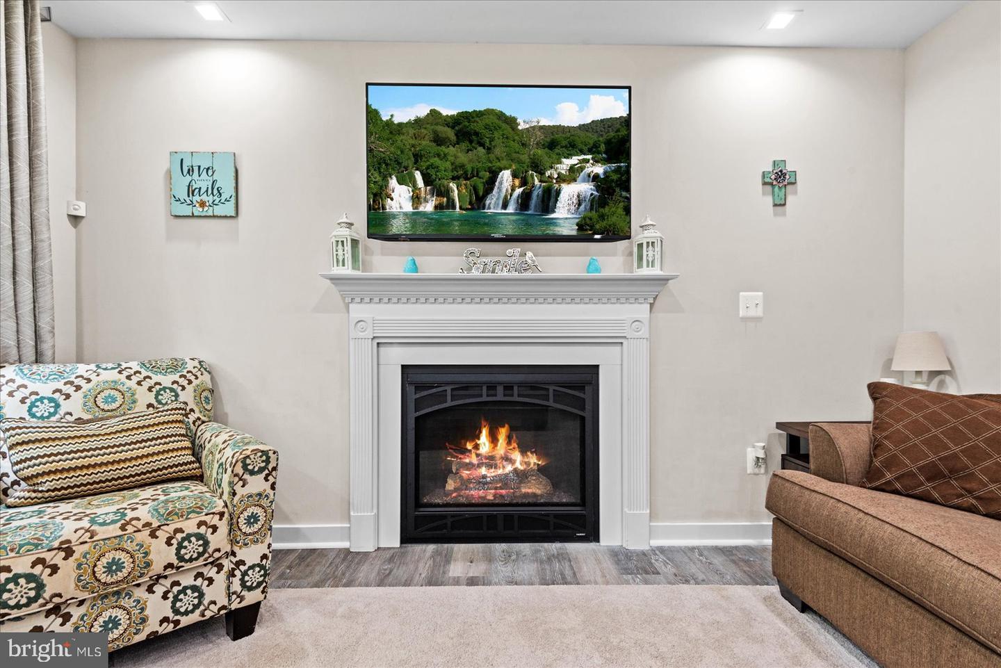 308 WALNUT DR, FREDERICKSBURG, Virginia 22405, 4 Bedrooms Bedrooms, ,3 BathroomsBathrooms,Residential,For sale,308 WALNUT DR,VAST2039414 MLS # VAST2039414