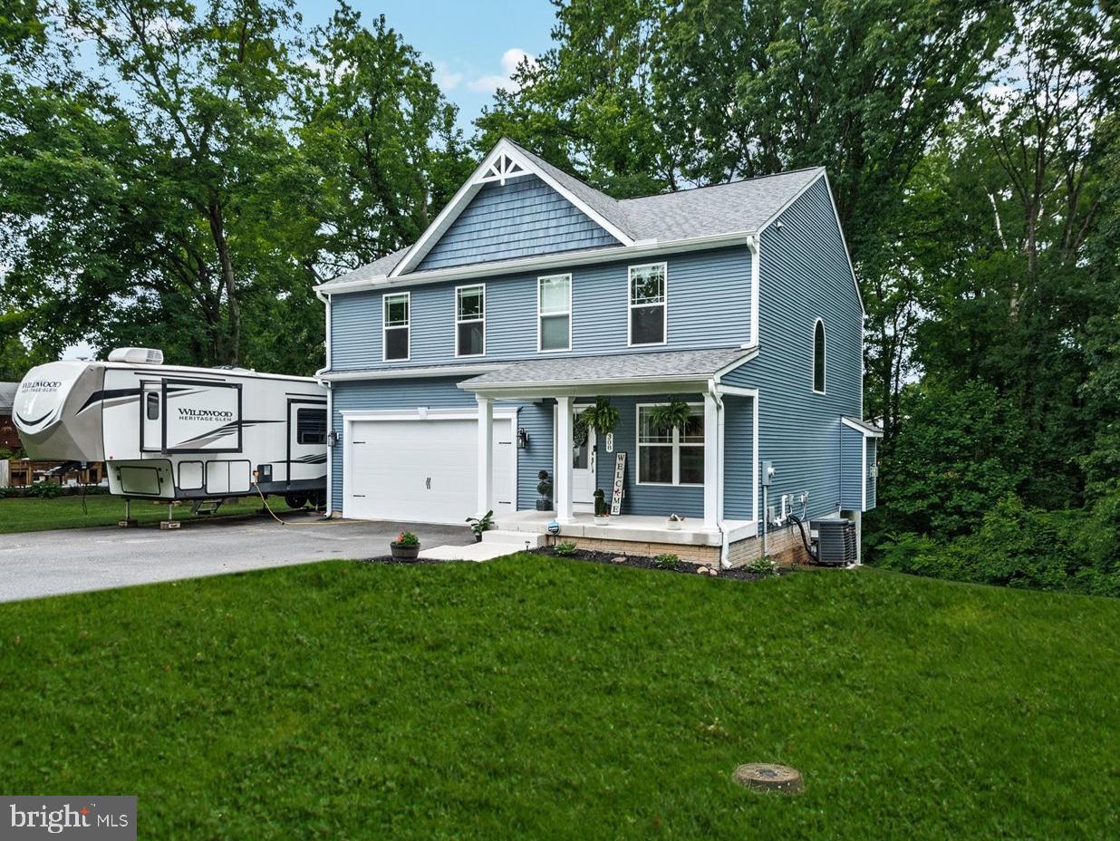 308 WALNUT DR, FREDERICKSBURG, Virginia 22405, 4 Bedrooms Bedrooms, ,3 BathroomsBathrooms,Residential,For sale,308 WALNUT DR,VAST2039414 MLS # VAST2039414