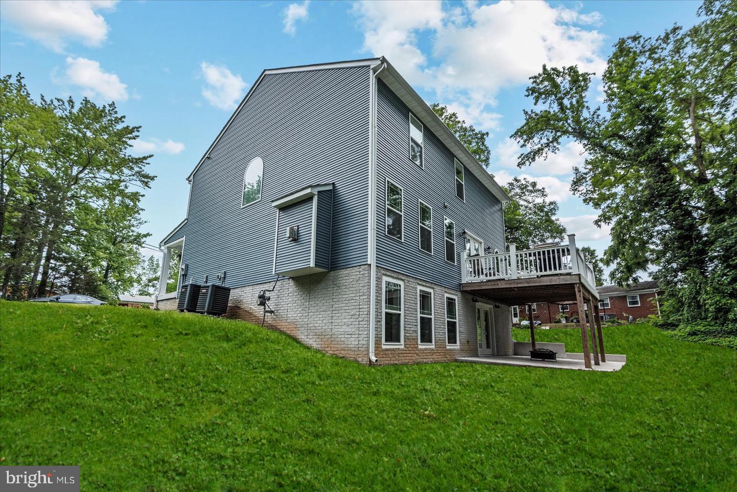 308 WALNUT DR, FREDERICKSBURG, Virginia 22405, 4 Bedrooms Bedrooms, ,3 BathroomsBathrooms,Residential,For sale,308 WALNUT DR,VAST2039414 MLS # VAST2039414