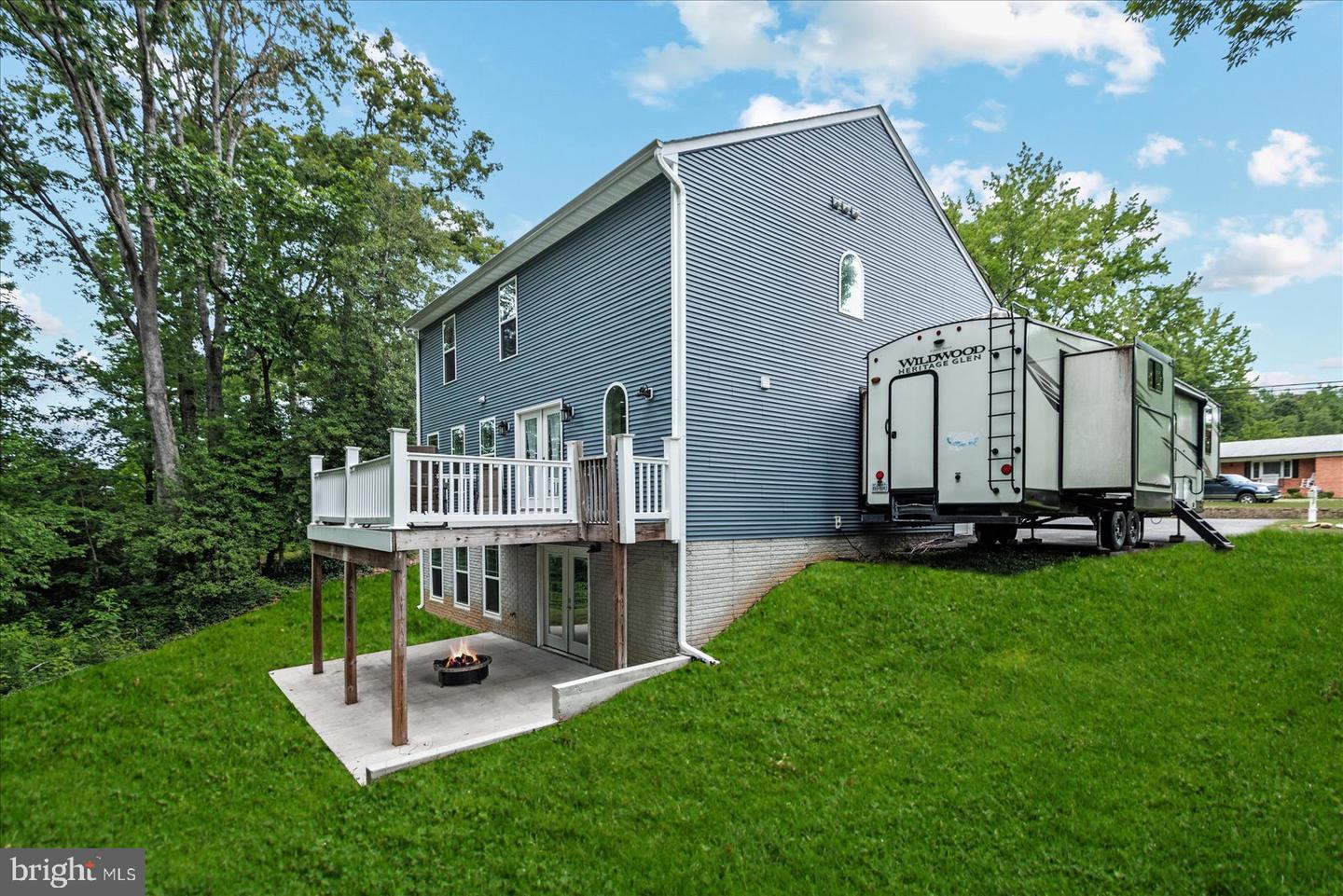 308 WALNUT DR, FREDERICKSBURG, Virginia 22405, 4 Bedrooms Bedrooms, ,3 BathroomsBathrooms,Residential,For sale,308 WALNUT DR,VAST2039414 MLS # VAST2039414