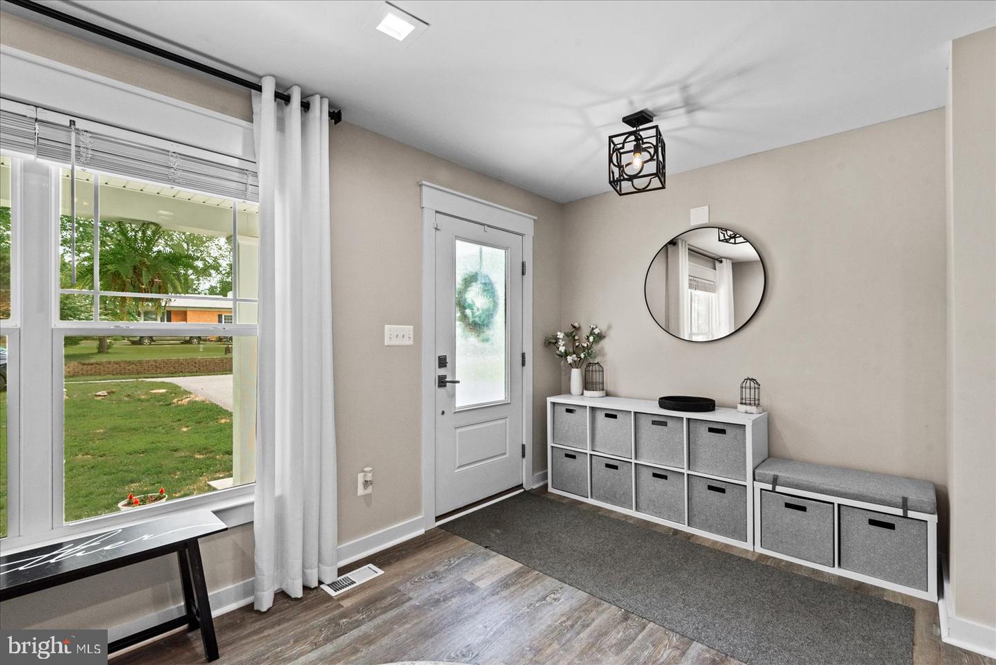 308 WALNUT DR, FREDERICKSBURG, Virginia 22405, 4 Bedrooms Bedrooms, ,3 BathroomsBathrooms,Residential,For sale,308 WALNUT DR,VAST2039414 MLS # VAST2039414