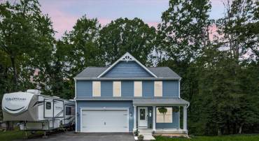 308 WALNUT DR, FREDERICKSBURG, Virginia 22405, 4 Bedrooms Bedrooms, ,3 BathroomsBathrooms,Residential,For sale,308 WALNUT DR,VAST2039414 MLS # VAST2039414