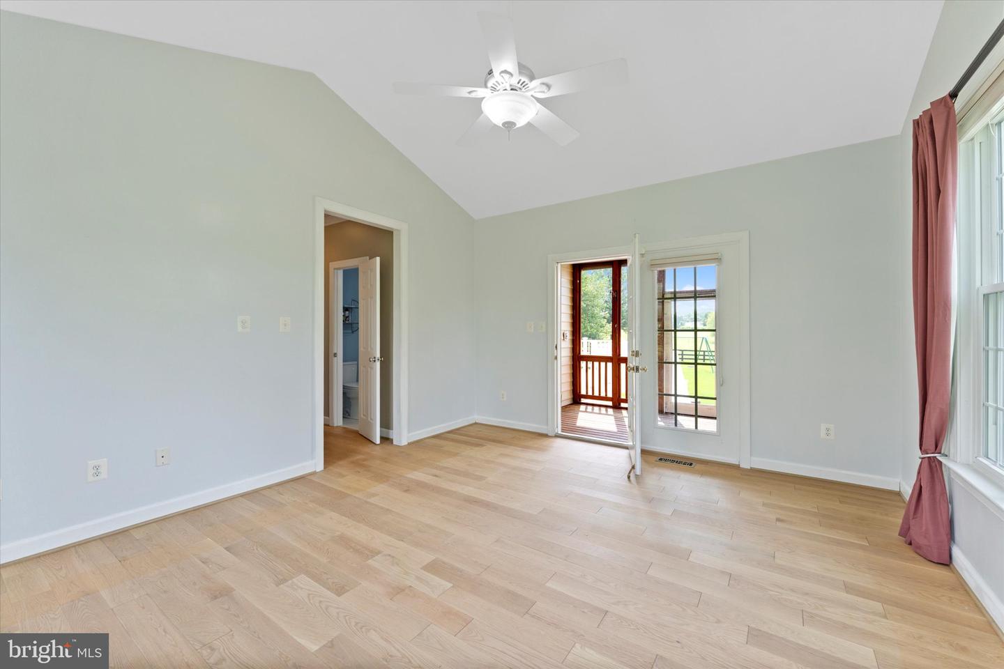 17760 JULIE ANN CT, HAMILTON, Virginia 20158, 4 Bedrooms Bedrooms, ,3 BathroomsBathrooms,Residential,For sale,17760 JULIE ANN CT,VALO2098530 MLS # VALO2098530