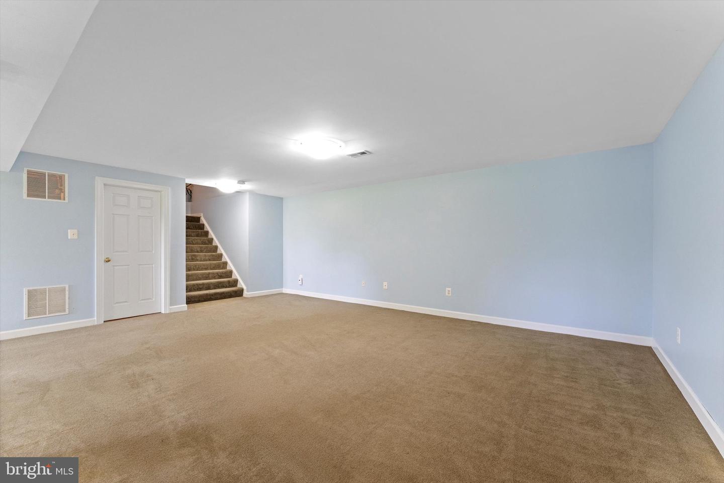 17760 JULIE ANN CT, HAMILTON, Virginia 20158, 4 Bedrooms Bedrooms, ,3 BathroomsBathrooms,Residential,For sale,17760 JULIE ANN CT,VALO2098530 MLS # VALO2098530