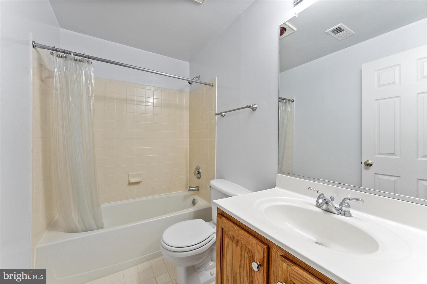 17760 JULIE ANN CT, HAMILTON, Virginia 20158, 4 Bedrooms Bedrooms, ,3 BathroomsBathrooms,Residential,For sale,17760 JULIE ANN CT,VALO2098530 MLS # VALO2098530