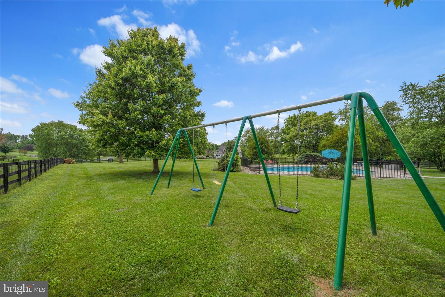 17760 JULIE ANN CT, HAMILTON, Virginia 20158, 4 Bedrooms Bedrooms, ,3 BathroomsBathrooms,Residential,For sale,17760 JULIE ANN CT,VALO2098530 MLS # VALO2098530