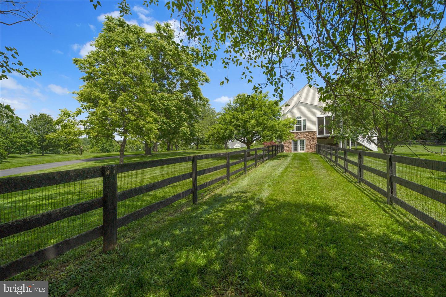 17760 JULIE ANN CT, HAMILTON, Virginia 20158, 4 Bedrooms Bedrooms, ,3 BathroomsBathrooms,Residential,For sale,17760 JULIE ANN CT,VALO2098530 MLS # VALO2098530