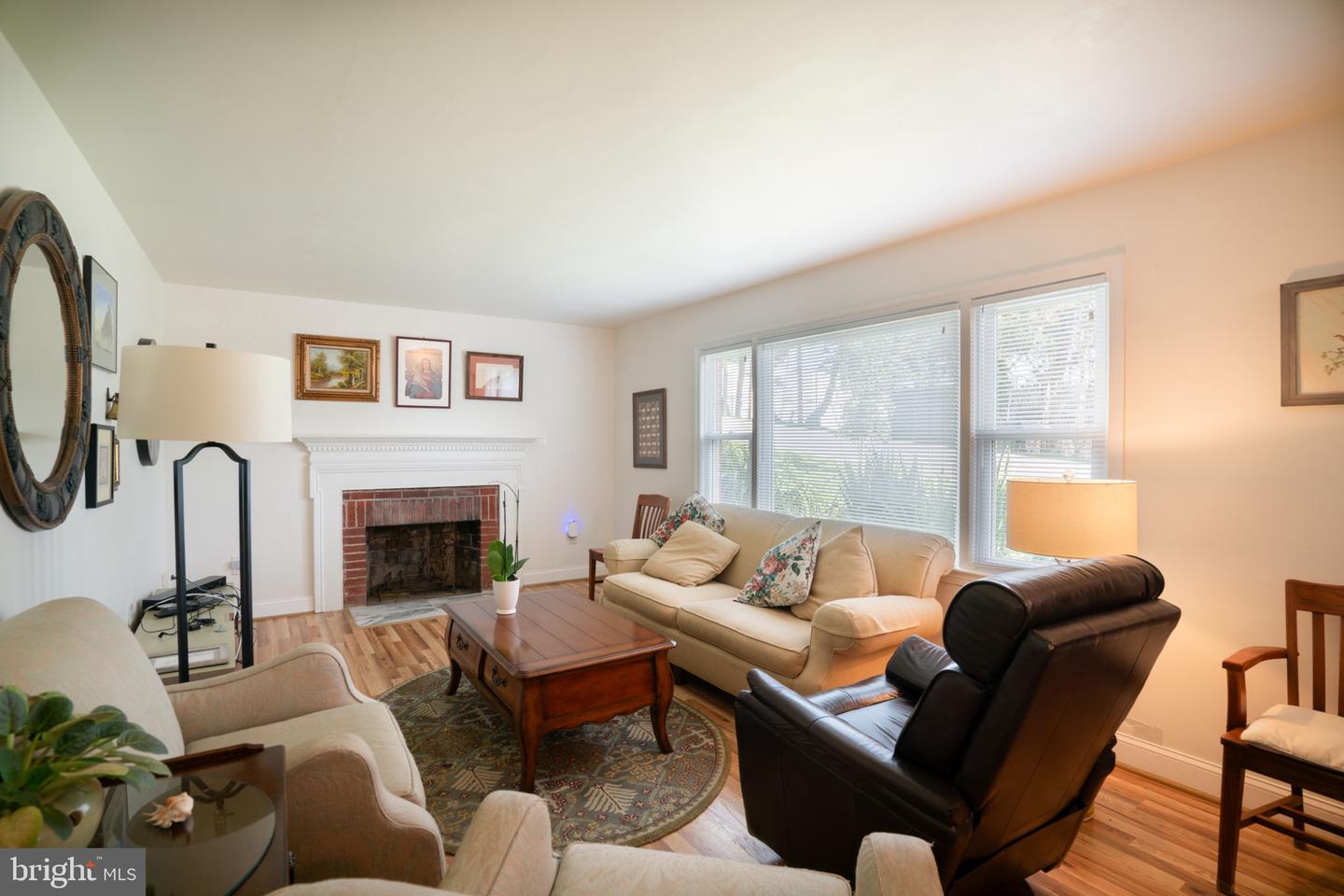 5021 23RD RD N, ARLINGTON, Virginia 22207, 4 Bedrooms Bedrooms, ,2 BathroomsBathrooms,Residential,For sale,5021 23RD RD N,VAAR2058612 MLS # VAAR2058612