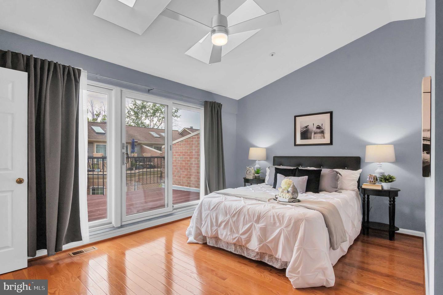 611 N TAZEWELL ST, ARLINGTON, Virginia 22203, 3 Bedrooms Bedrooms, ,3 BathroomsBathrooms,Residential,For sale,611 N TAZEWELL ST,VAAR2058622 MLS # VAAR2058622