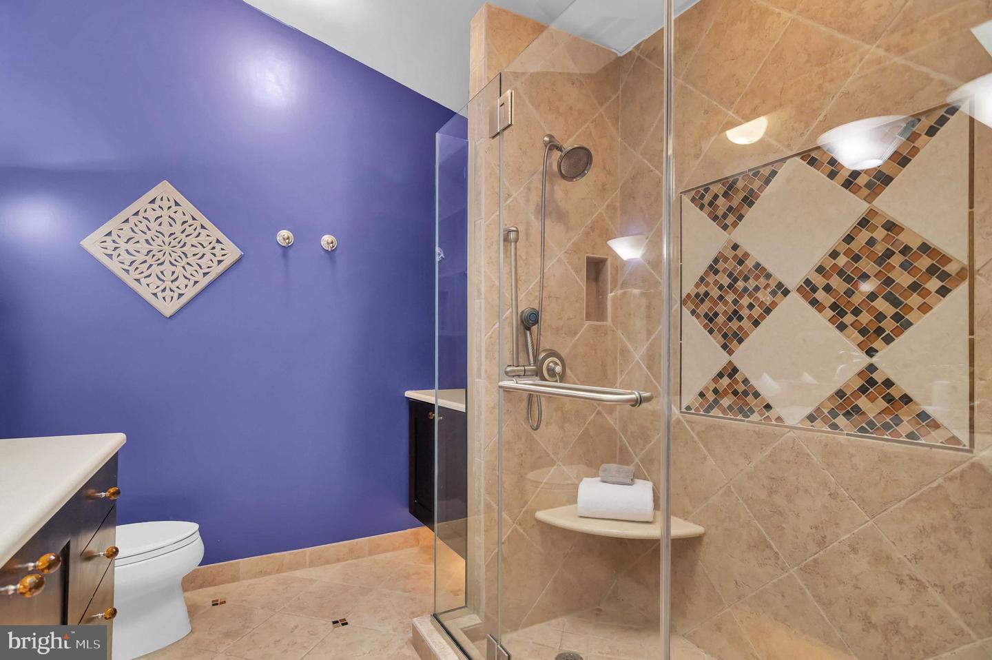 611 N TAZEWELL ST, ARLINGTON, Virginia 22203, 3 Bedrooms Bedrooms, ,3 BathroomsBathrooms,Residential,For sale,611 N TAZEWELL ST,VAAR2058622 MLS # VAAR2058622