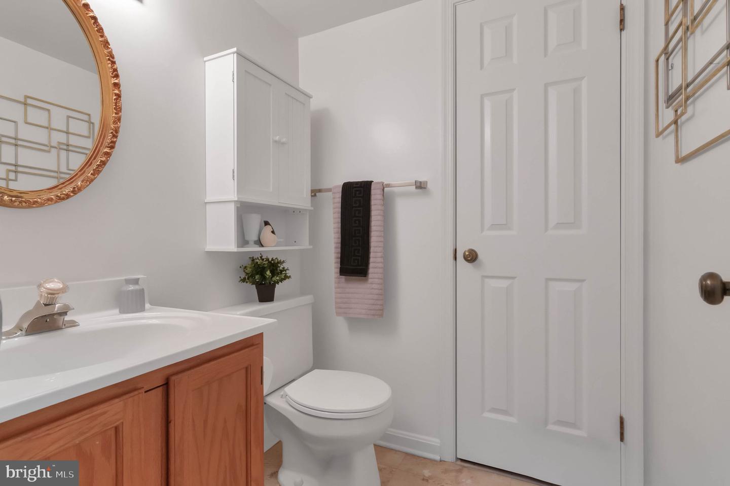 611 N TAZEWELL ST, ARLINGTON, Virginia 22203, 3 Bedrooms Bedrooms, ,3 BathroomsBathrooms,Residential,For sale,611 N TAZEWELL ST,VAAR2058622 MLS # VAAR2058622
