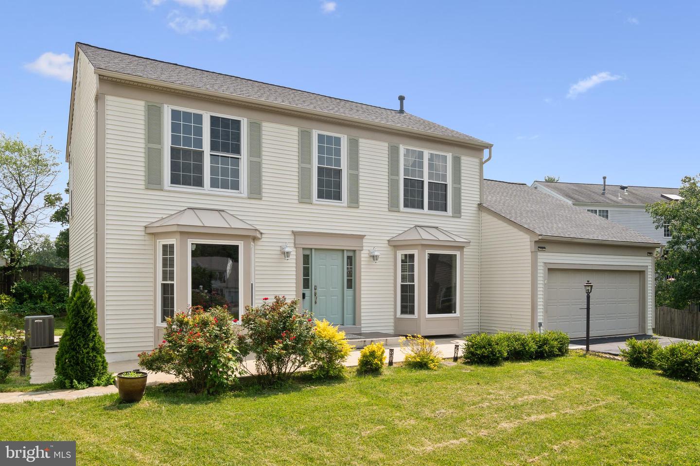 2795 MAPLE RIDGE DR, WOODBRIDGE, Virginia 22192, 5 Bedrooms Bedrooms, ,3 BathroomsBathrooms,Residential,For sale,2795 MAPLE RIDGE DR,VAPW2096154 MLS # VAPW2096154