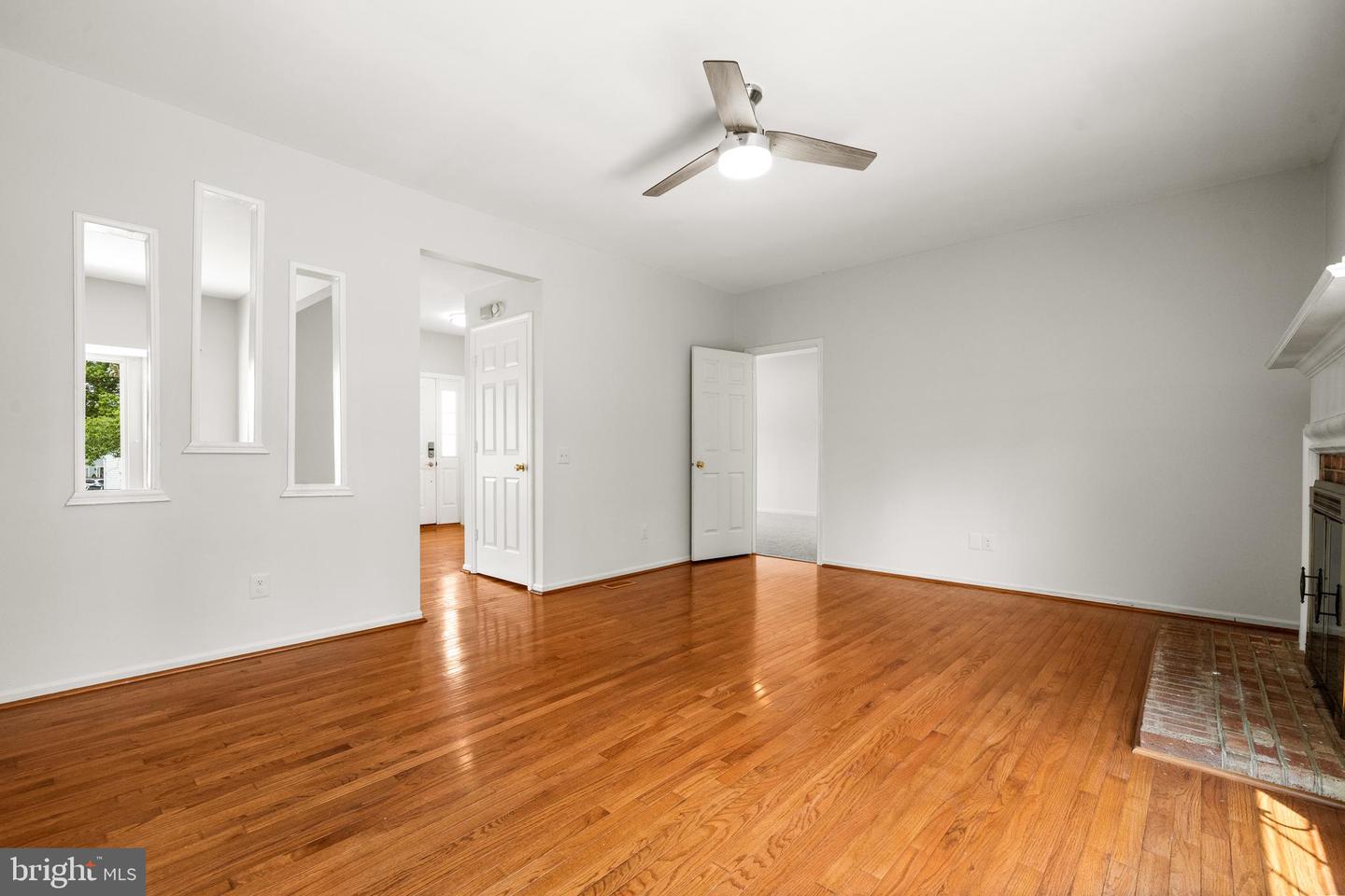 2795 MAPLE RIDGE DR, WOODBRIDGE, Virginia 22192, 5 Bedrooms Bedrooms, ,3 BathroomsBathrooms,Residential,For sale,2795 MAPLE RIDGE DR,VAPW2096154 MLS # VAPW2096154