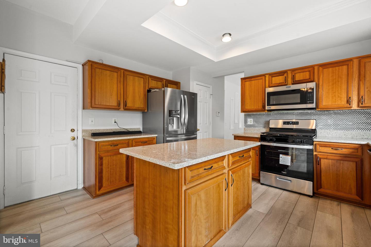 2795 MAPLE RIDGE DR, WOODBRIDGE, Virginia 22192, 5 Bedrooms Bedrooms, ,3 BathroomsBathrooms,Residential,For sale,2795 MAPLE RIDGE DR,VAPW2096154 MLS # VAPW2096154