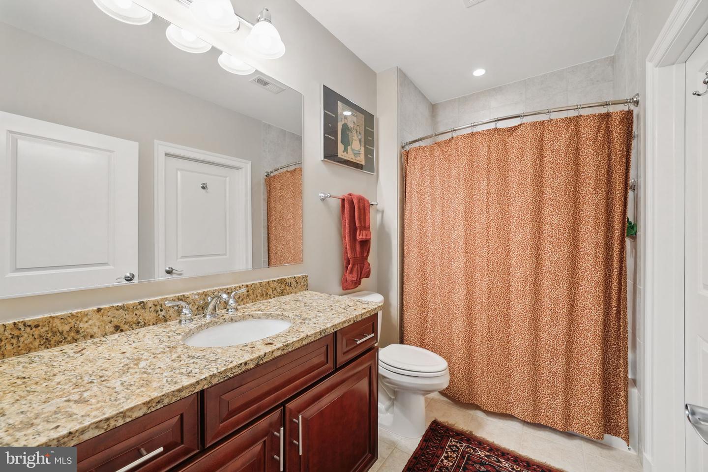1023 N ROYAL ST #207, ALEXANDRIA, Virginia 22314, 2 Bedrooms Bedrooms, ,2 BathroomsBathrooms,Residential,For sale,1023 N ROYAL ST #207,VAAX2046040 MLS # VAAX2046040