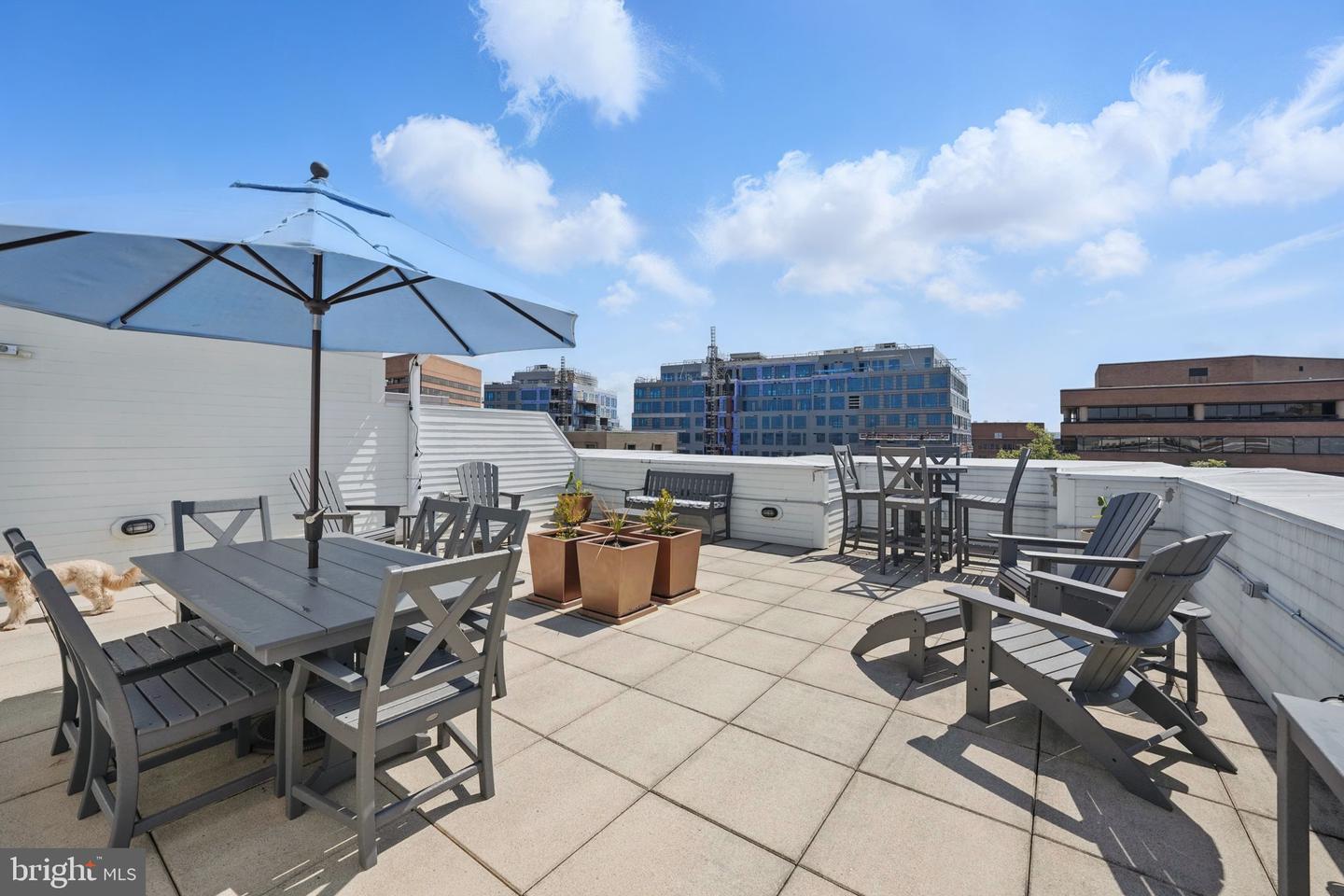 1023 N ROYAL ST #207, ALEXANDRIA, Virginia 22314, 2 Bedrooms Bedrooms, ,2 BathroomsBathrooms,Residential,For sale,1023 N ROYAL ST #207,VAAX2046040 MLS # VAAX2046040