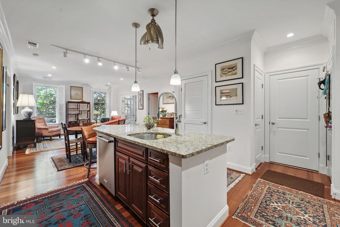 1023 N ROYAL ST #207, ALEXANDRIA, Virginia 22314, 2 Bedrooms Bedrooms, ,2 BathroomsBathrooms,Residential,For sale,1023 N ROYAL ST #207,VAAX2046040 MLS # VAAX2046040
