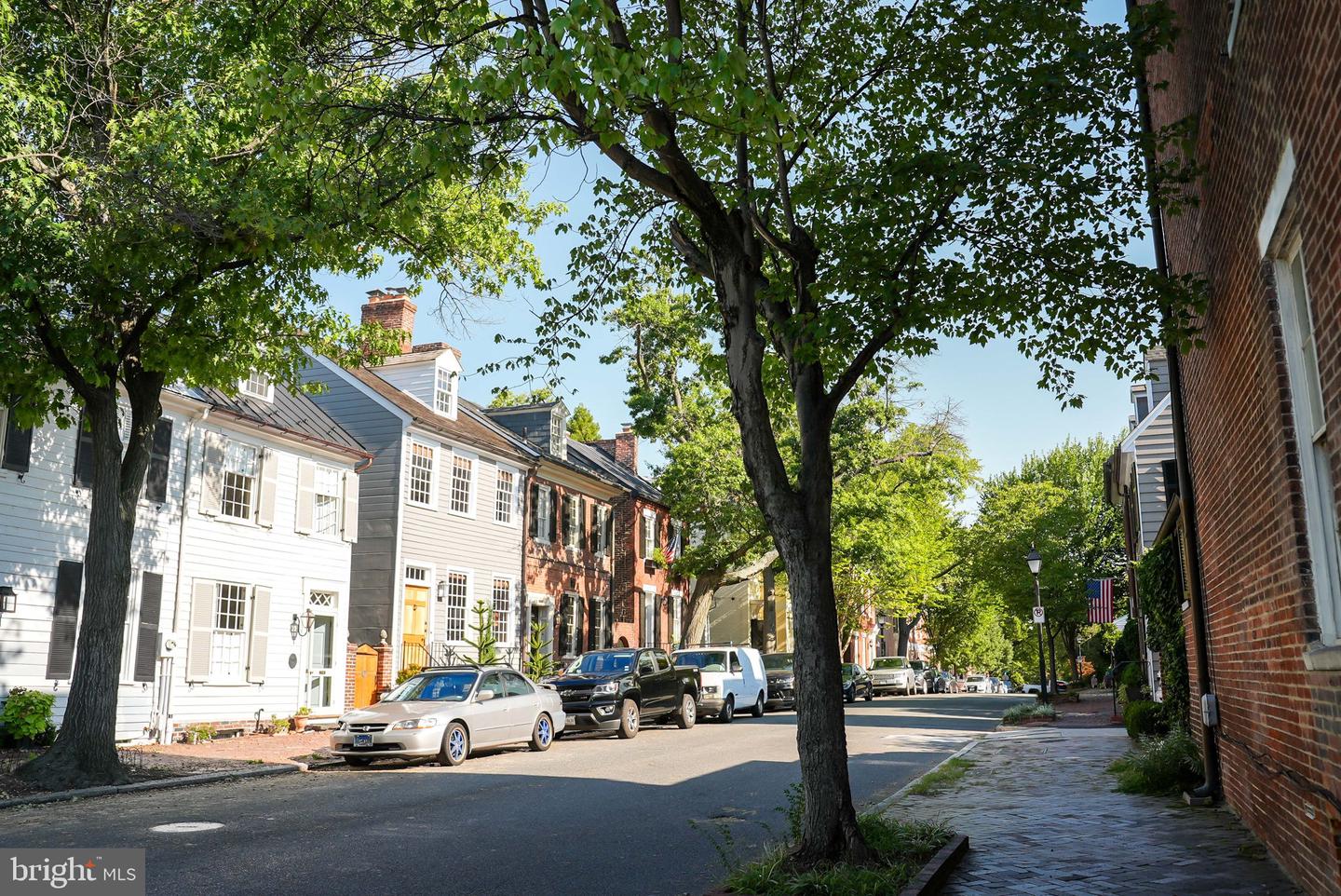 1023 N ROYAL ST #207, ALEXANDRIA, Virginia 22314, 2 Bedrooms Bedrooms, ,2 BathroomsBathrooms,Residential,For sale,1023 N ROYAL ST #207,VAAX2046040 MLS # VAAX2046040