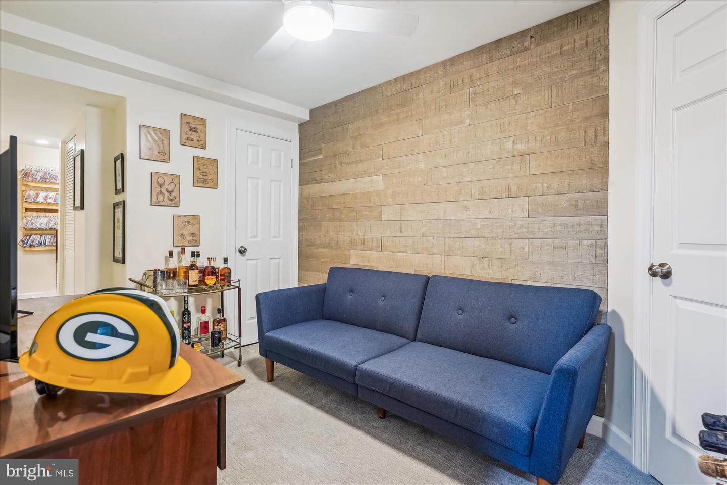 2428 S OXFORD ST, ARLINGTON, Virginia 22206, 3 Bedrooms Bedrooms, ,2 BathroomsBathrooms,Residential,For sale,2428 S OXFORD ST,VAAR2058766 MLS # VAAR2058766