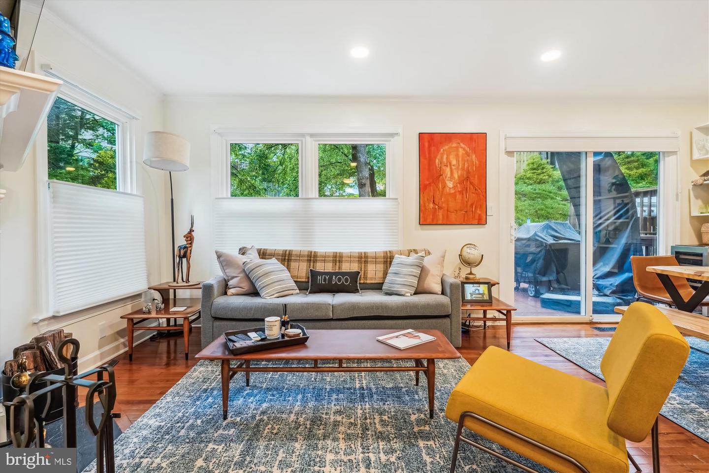 2428 S OXFORD ST, ARLINGTON, Virginia 22206, 3 Bedrooms Bedrooms, ,2 BathroomsBathrooms,Residential,For sale,2428 S OXFORD ST,VAAR2058766 MLS # VAAR2058766