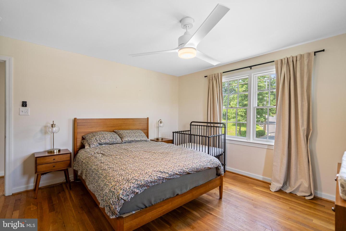 5600 11TH ST N, ARLINGTON, Virginia 22205, 4 Bedrooms Bedrooms, ,2 BathroomsBathrooms,Residential,For sale,5600 11TH ST N,VAAR2058802 MLS # VAAR2058802