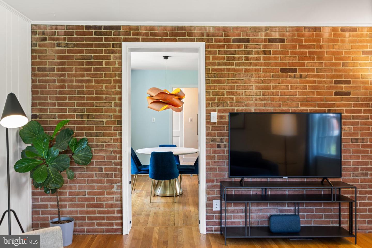 5600 11TH ST N, ARLINGTON, Virginia 22205, 4 Bedrooms Bedrooms, ,2 BathroomsBathrooms,Residential,For sale,5600 11TH ST N,VAAR2058802 MLS # VAAR2058802