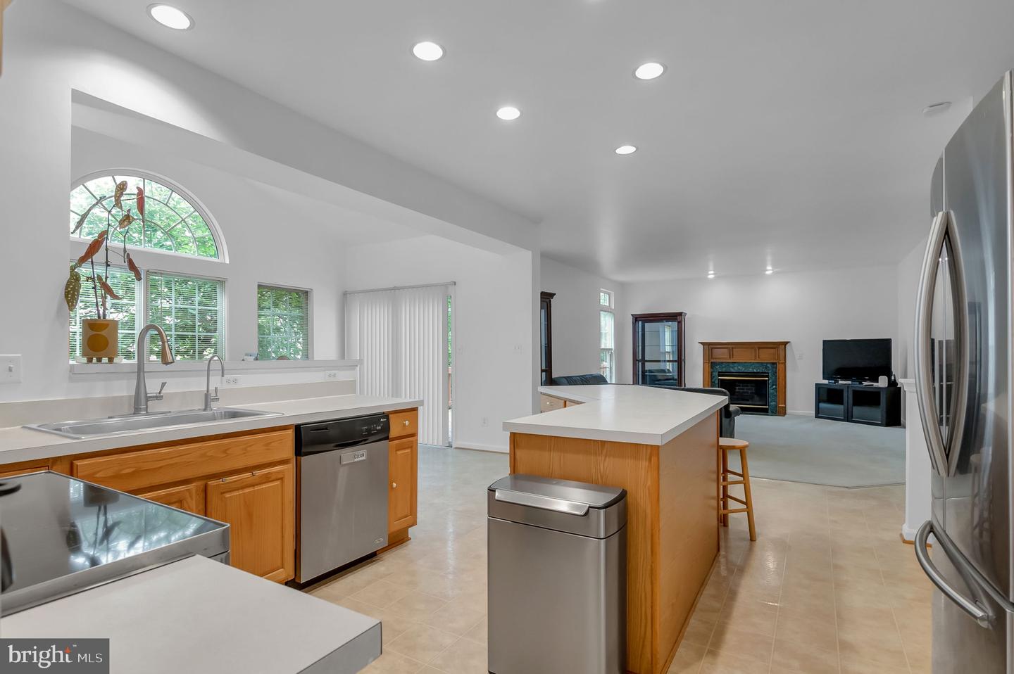 13170 HABROWN CT, WOODBRIDGE, Virginia 22192, 4 Bedrooms Bedrooms, ,3 BathroomsBathrooms,Residential,For sale,13170 HABROWN CT,VAPW2096426 MLS # VAPW2096426