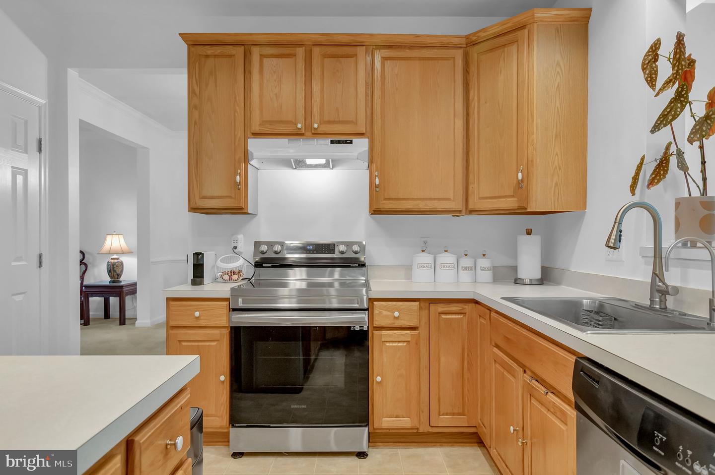 13170 HABROWN CT, WOODBRIDGE, Virginia 22192, 4 Bedrooms Bedrooms, ,3 BathroomsBathrooms,Residential,For sale,13170 HABROWN CT,VAPW2096426 MLS # VAPW2096426