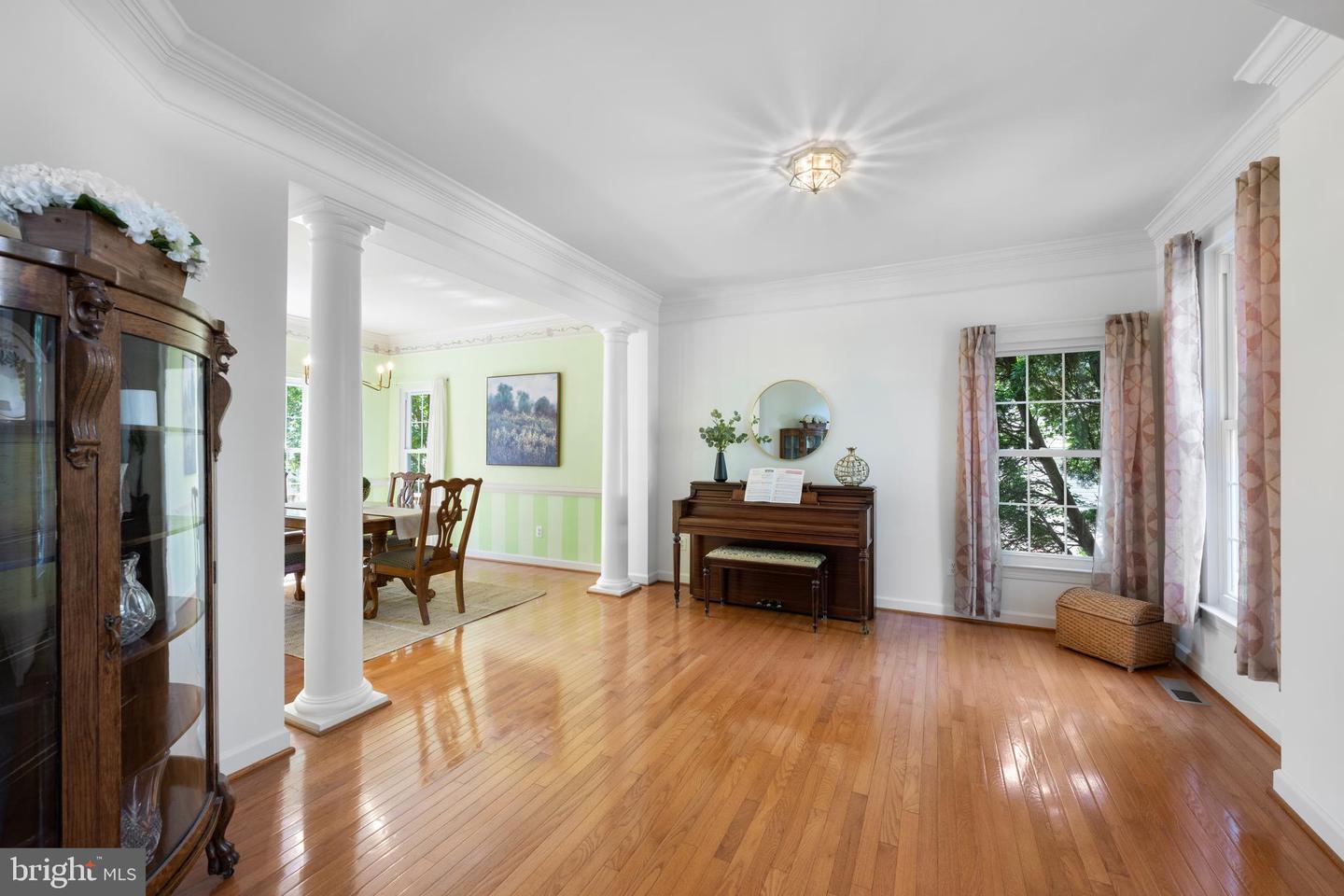 18722 TIMONEY CT, LEESBURG, Virginia 20176, 4 Bedrooms Bedrooms, ,3 BathroomsBathrooms,Residential,For sale,18722 TIMONEY CT,VALO2098914 MLS # VALO2098914