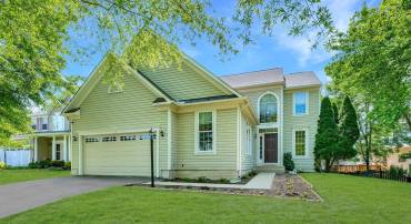 18722 TIMONEY CT, LEESBURG, Virginia 20176, 4 Bedrooms Bedrooms, ,3 BathroomsBathrooms,Residential,For sale,18722 TIMONEY CT,VALO2098914 MLS # VALO2098914