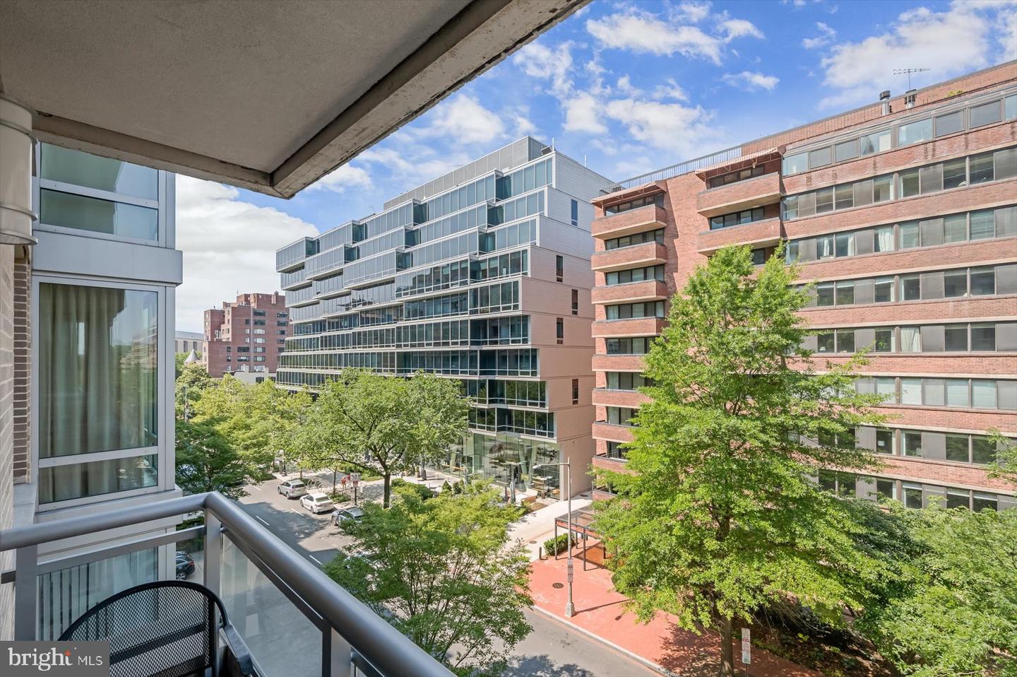 1155 23RD ST NW #5D, WASHINGTON, District Of Columbia 20037, 2 Bedrooms Bedrooms, ,2 BathroomsBathrooms,Residential,For sale,1155 23RD ST NW #5D,DCDC2204506 MLS # DCDC2204506
