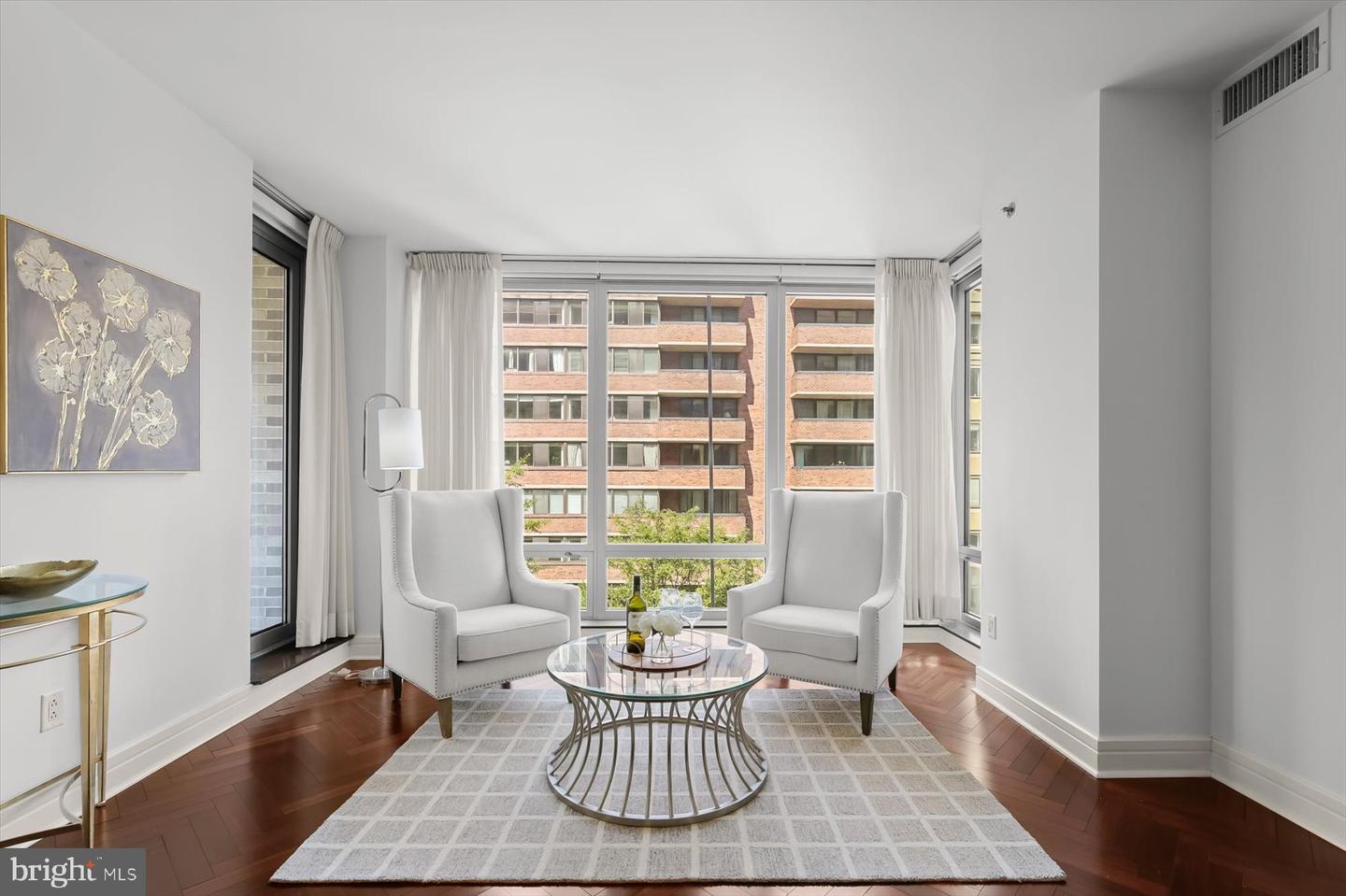 1155 23RD ST NW #5D, WASHINGTON, District Of Columbia 20037, 2 Bedrooms Bedrooms, ,2 BathroomsBathrooms,Residential,For sale,1155 23RD ST NW #5D,DCDC2204506 MLS # DCDC2204506