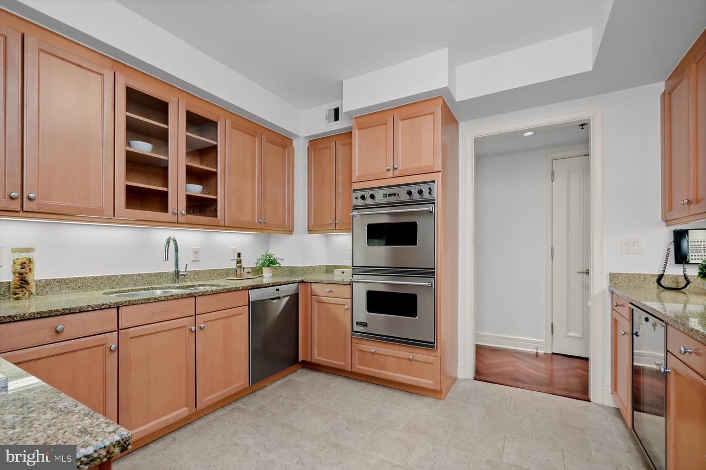 1155 23RD ST NW #5D, WASHINGTON, District Of Columbia 20037, 2 Bedrooms Bedrooms, ,2 BathroomsBathrooms,Residential,For sale,1155 23RD ST NW #5D,DCDC2204506 MLS # DCDC2204506
