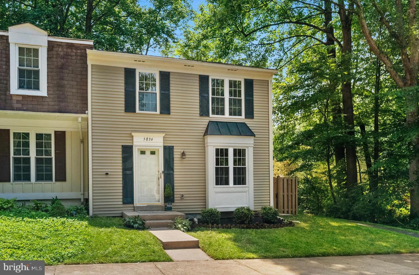 5836 WOOD POPPY CT, BURKE, Virginia 22015, 3 Bedrooms Bedrooms, 12 Rooms Rooms,3 BathroomsBathrooms,Residential,For sale,5836 WOOD POPPY CT,VAFX2245260 MLS # VAFX2245260